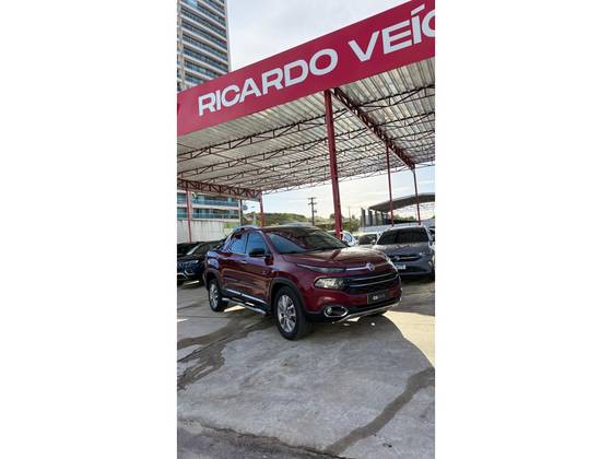 FIAT TORO 2.0 16V TURBO DIESEL VOLCANO 4WD AT9 FIAT TORO 2.0 16V TURBO DIESEL VOLCANO 4WD AT9